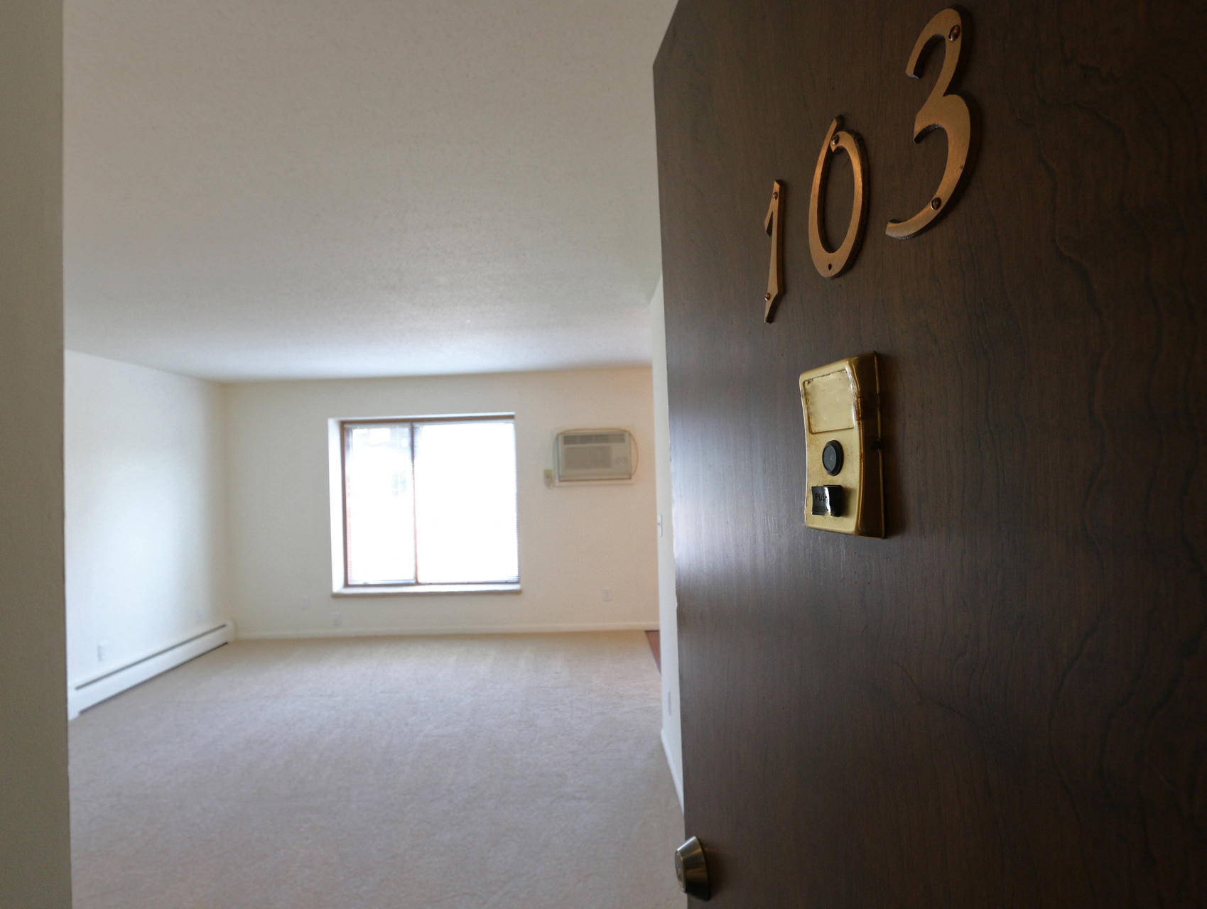 Cedar Manor Apartments Image 5
